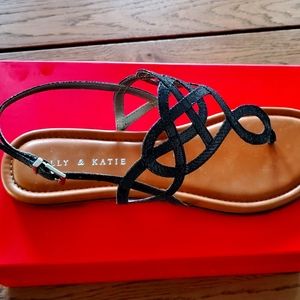Kelly&Katie Sandals